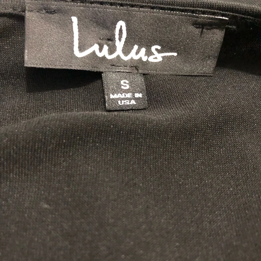 NWT Lulus Lightweight Size Small Long Black Dress